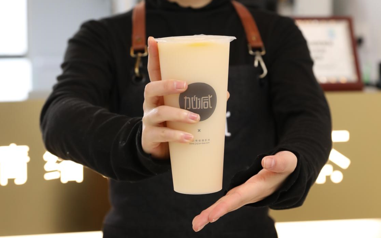 恒峰g22茶饮：为何奶茶行业都热衷于开校园店